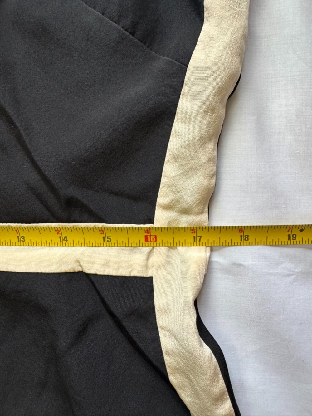 ICE 100% Silk Contrast Tank in Black Cream — Womens 14 - Picture 6 of 7